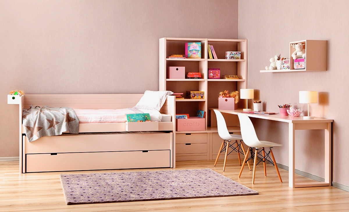 Chambre de filles sur-mesure avec 2 tiroirs-lits pour 3 couchages